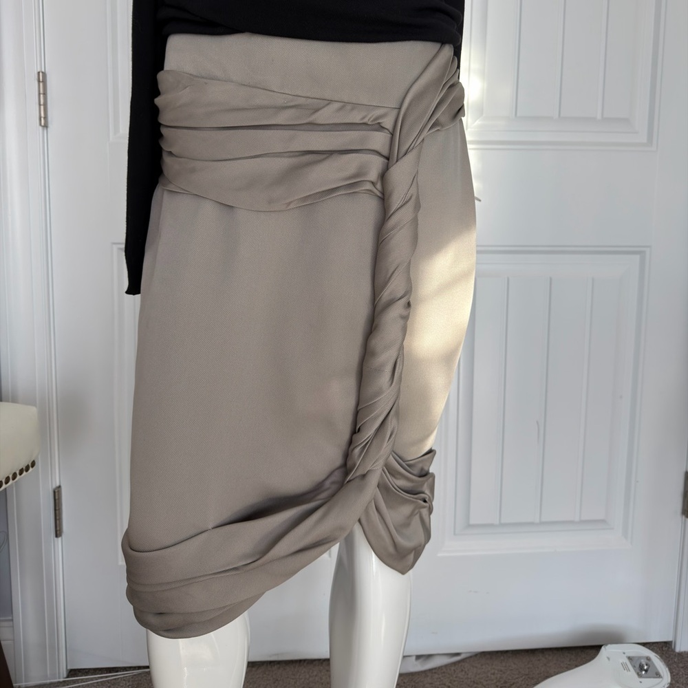 Emanuel Ungaro Asymmetrical light gray silk Skirt